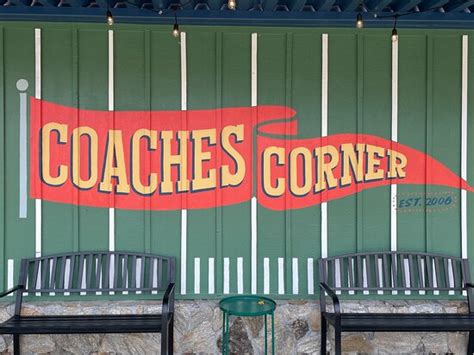 coaches corner wetumpka al hours.